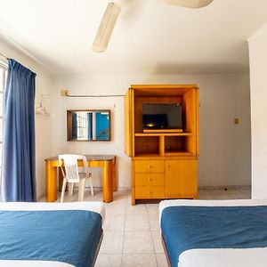 Habitación con 2 Camas Individuales